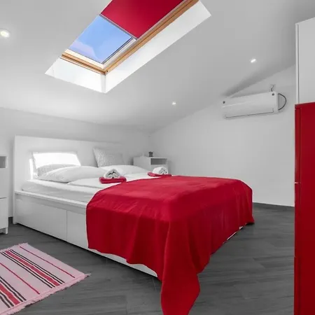 Apartment By The Sea Punat, Krk - 20527 Punat